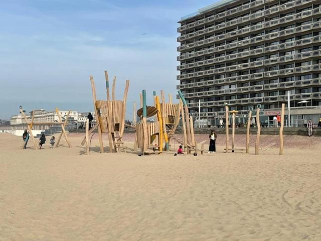 Residentie Aldis Met Zeezicht Apartamento Ostend Exterior foto