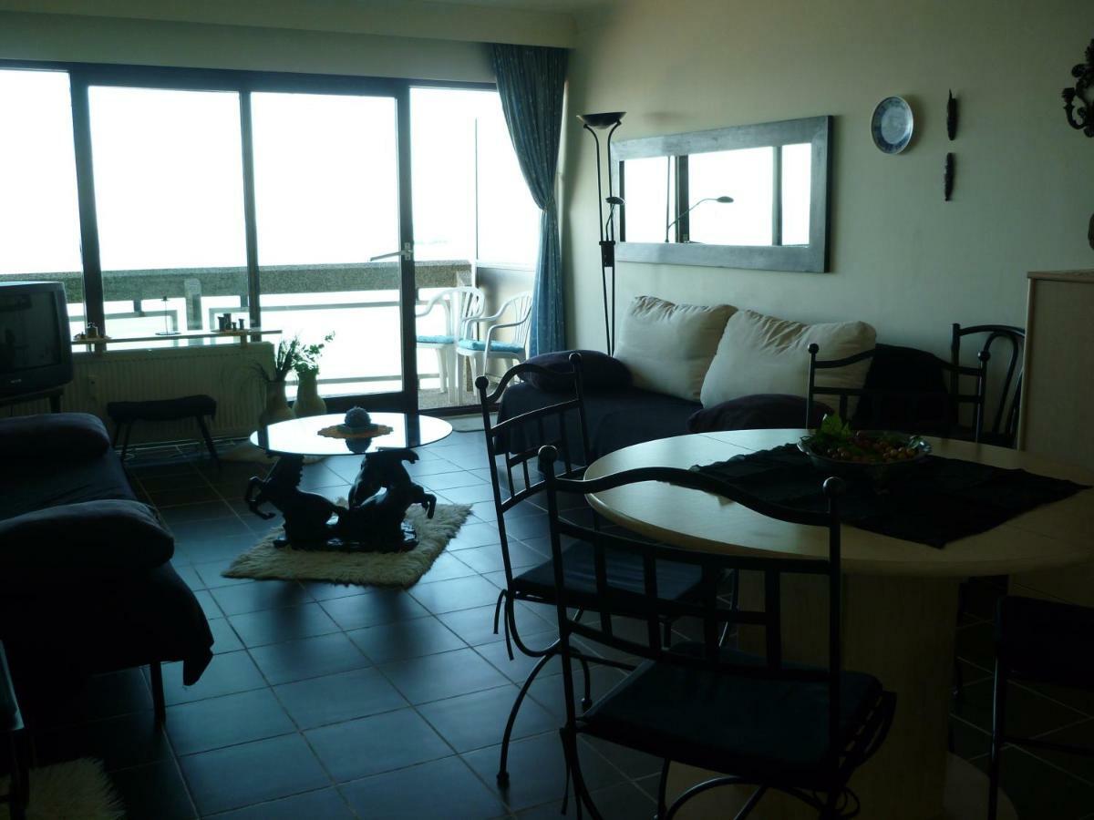 Residentie Aldis Met Zeezicht Apartamento Ostend Exterior foto