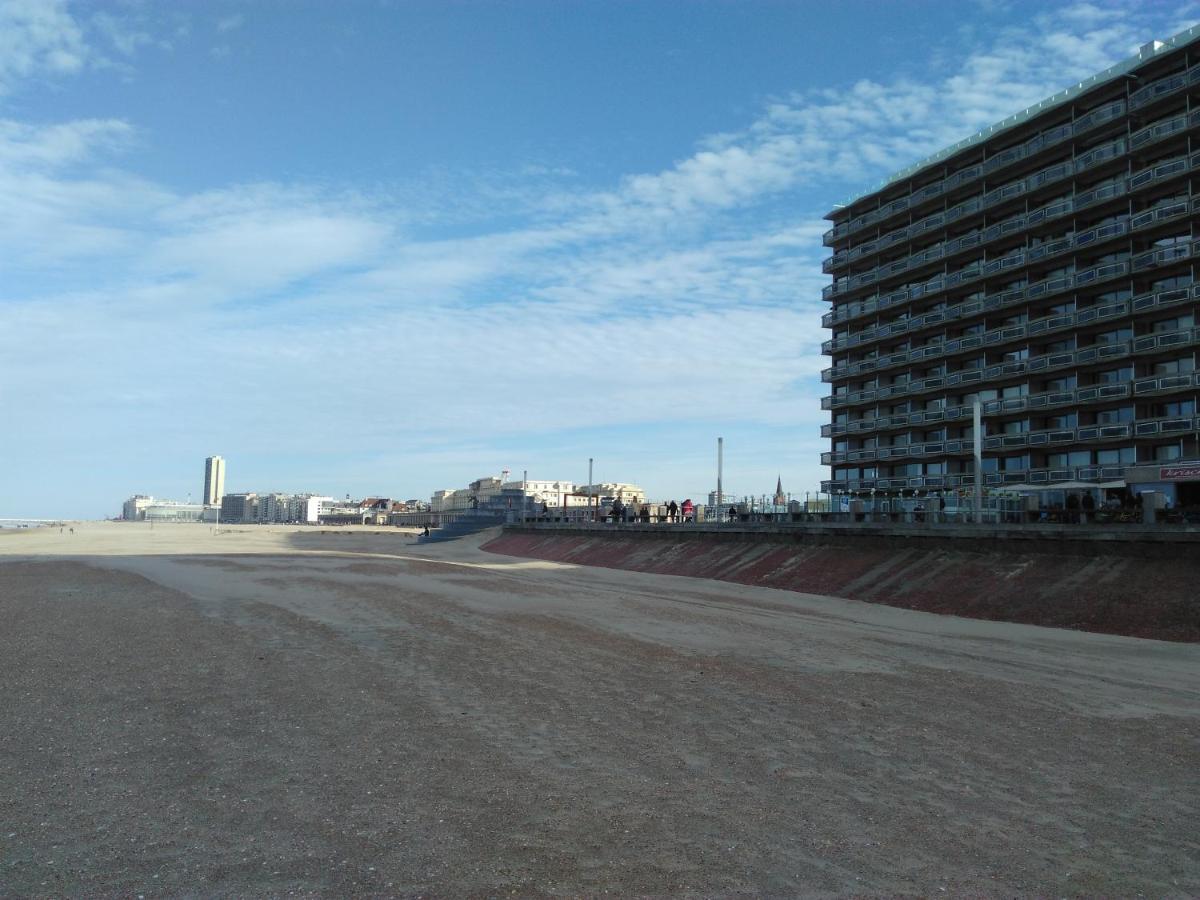 Residentie Aldis Met Zeezicht Apartamento Ostend Exterior foto